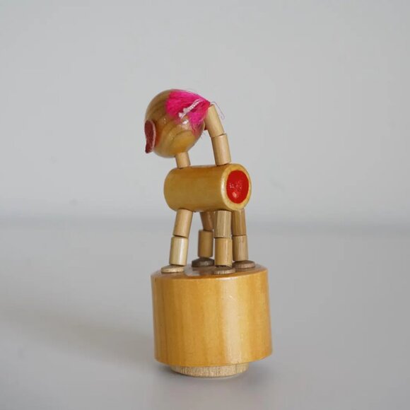 VTG Wooden Thumb Puppet MONKEY Push Button Collapsible Toy 3" - Picture 3 of 6